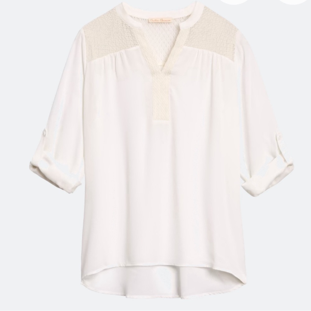 Creative Commune Rondut Split Neck Blouse. White/cream. Medium.